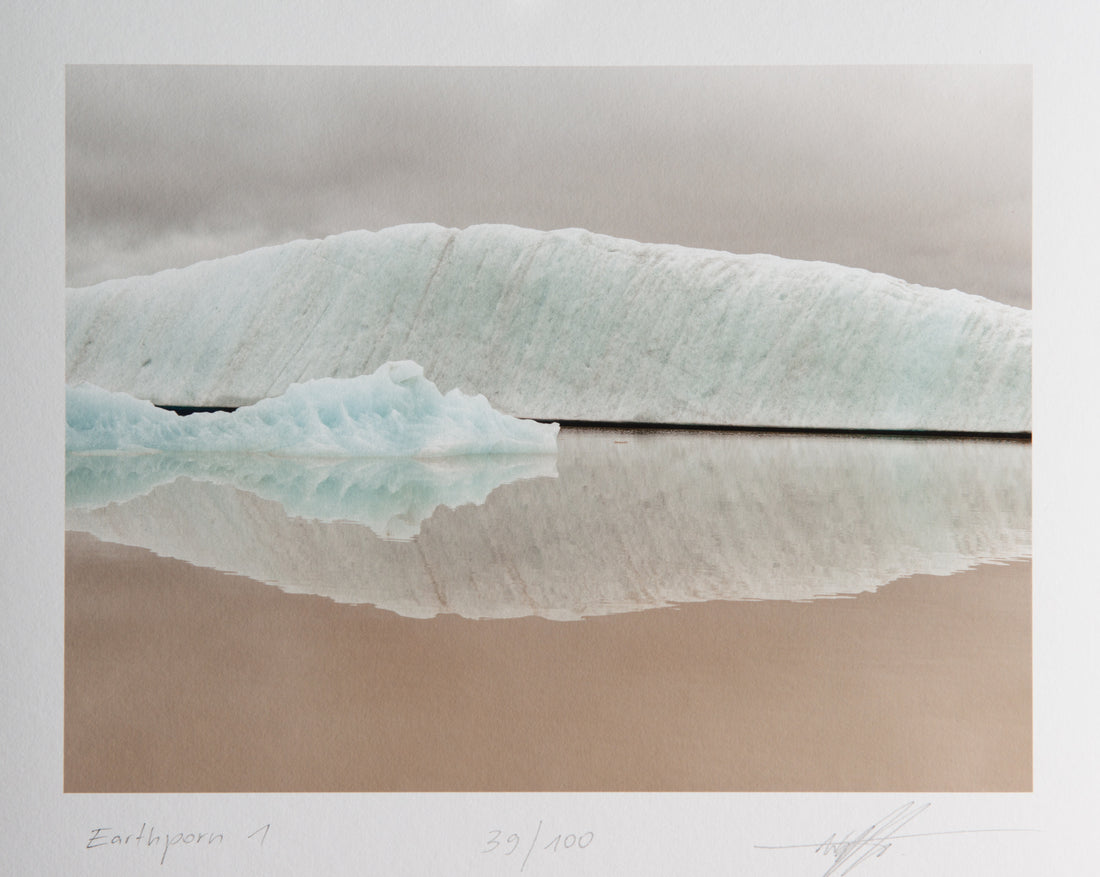 RADHA RAMAN ECSTASY, INDIA