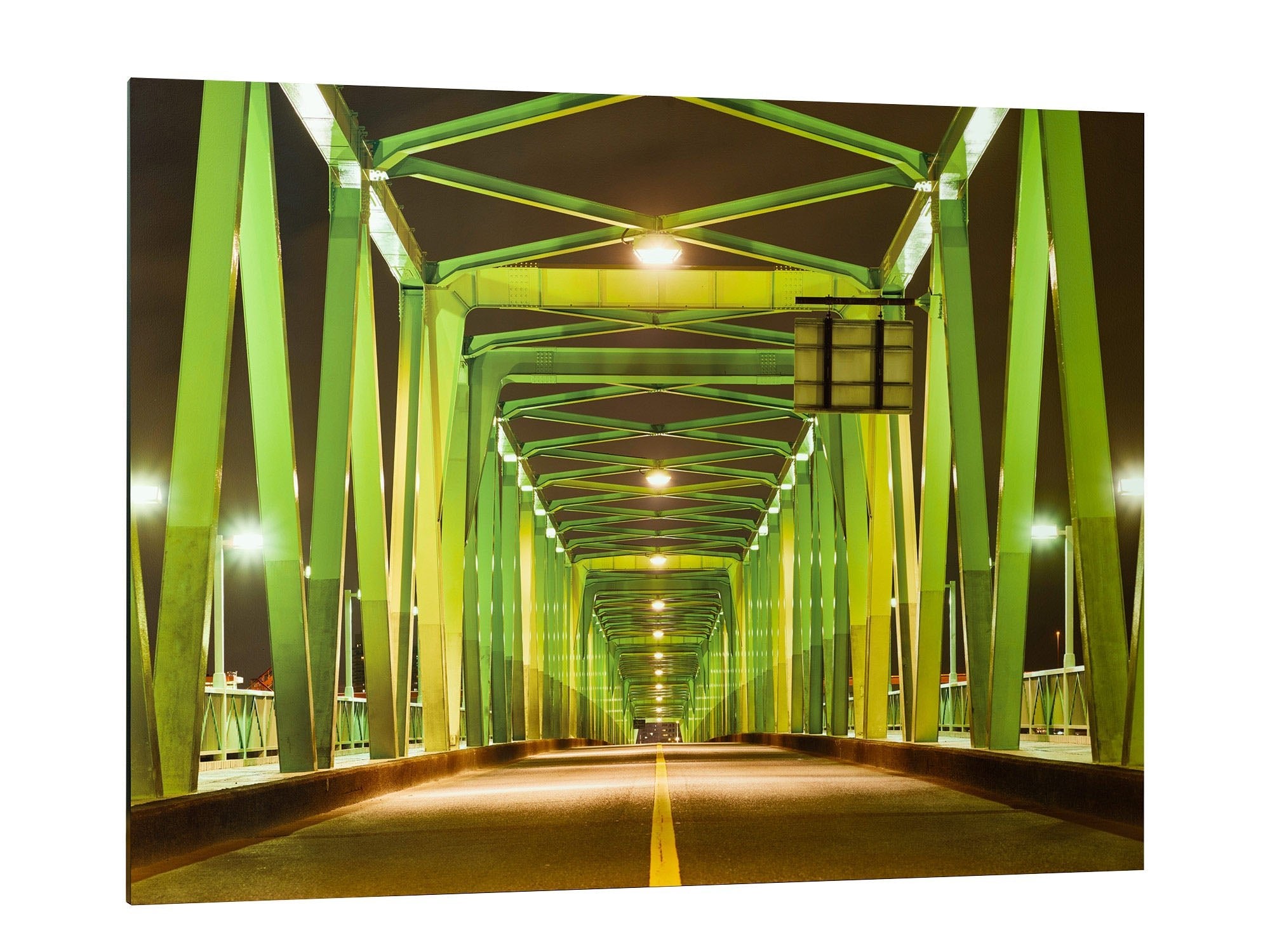 GREEN BRIDGE IN TOKYO, JAPAN